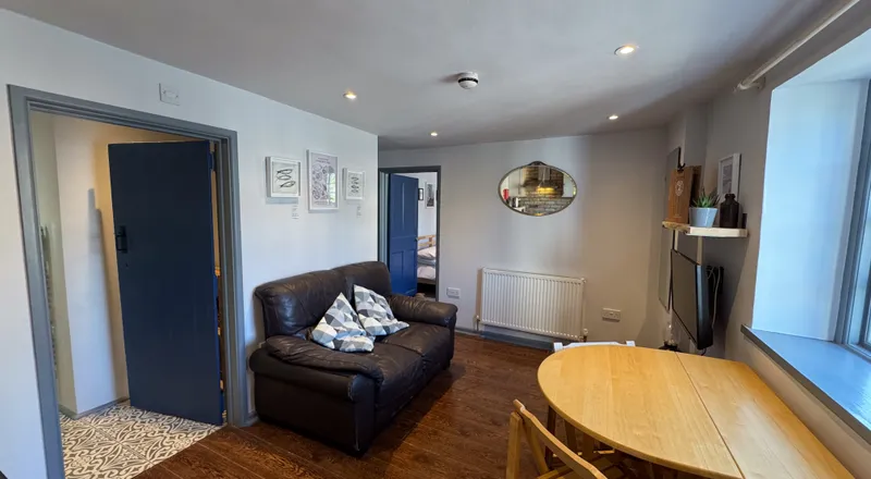 Zephyr apartment